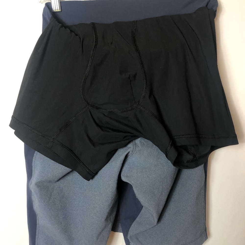 Lululemon Men’s Core Shorts Size Small - image 4